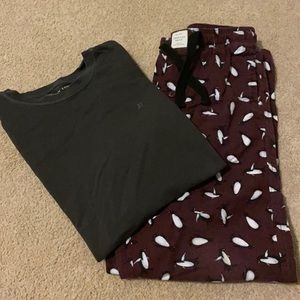 AE pajama set. Sz. S and XS